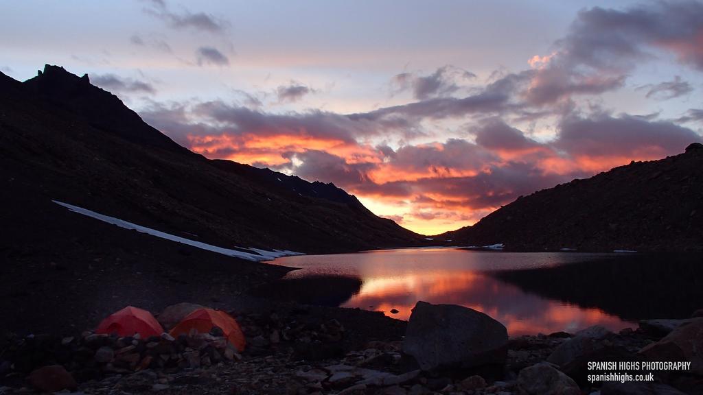 فندق Confin Patagonico إل تشالتين المظهر الخارجي الصورة